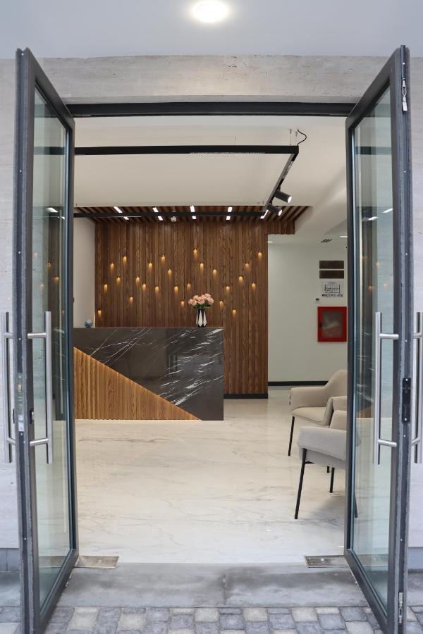Orion Aparthotel エレバン エクステリア 写真