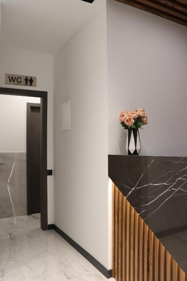 Orion Aparthotel エレバン エクステリア 写真